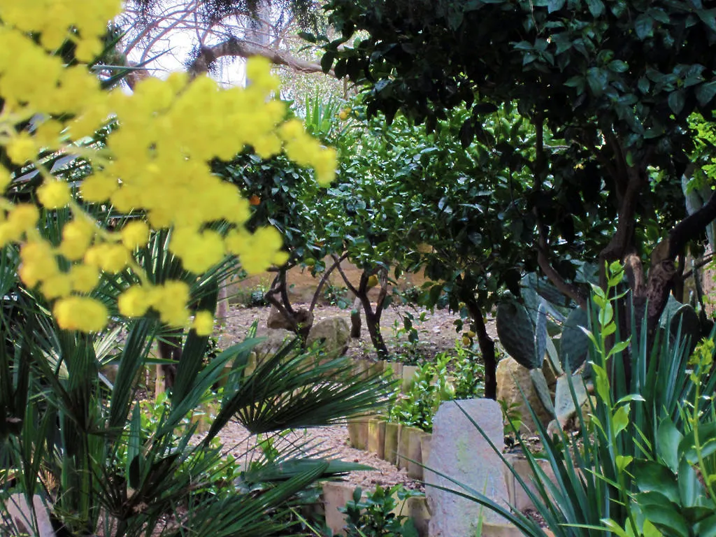 *** Bed & Breakfast Villa Giardinata Chiesa Nuova  Italien